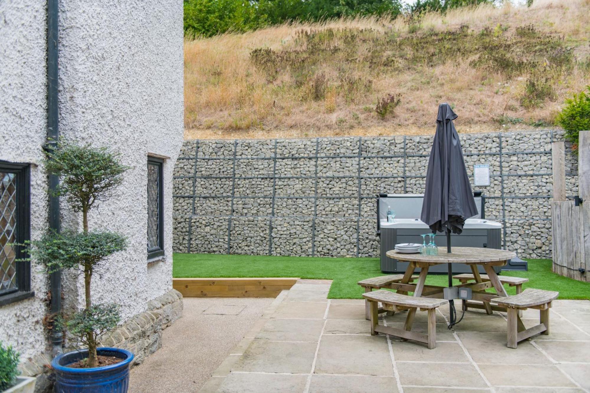 פולקסטון Hockley House By Bloom Stays מראה חיצוני תמונה