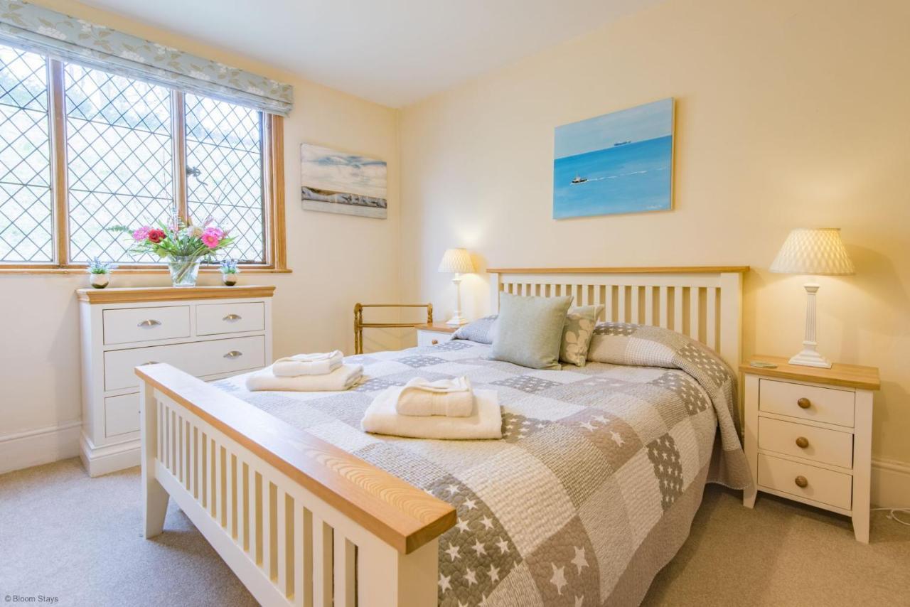 פולקסטון Hockley House By Bloom Stays מראה חיצוני תמונה