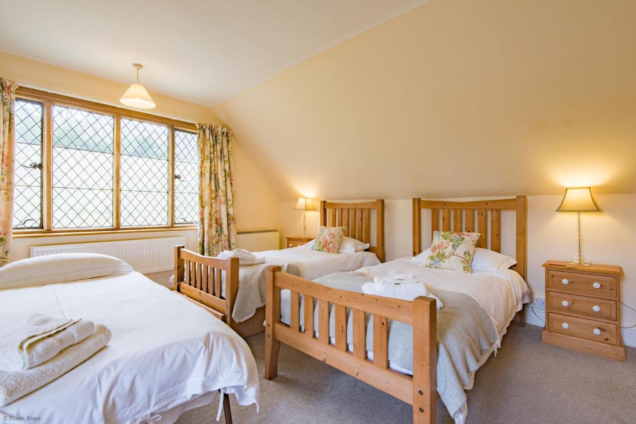 פולקסטון Hockley House By Bloom Stays מראה חיצוני תמונה